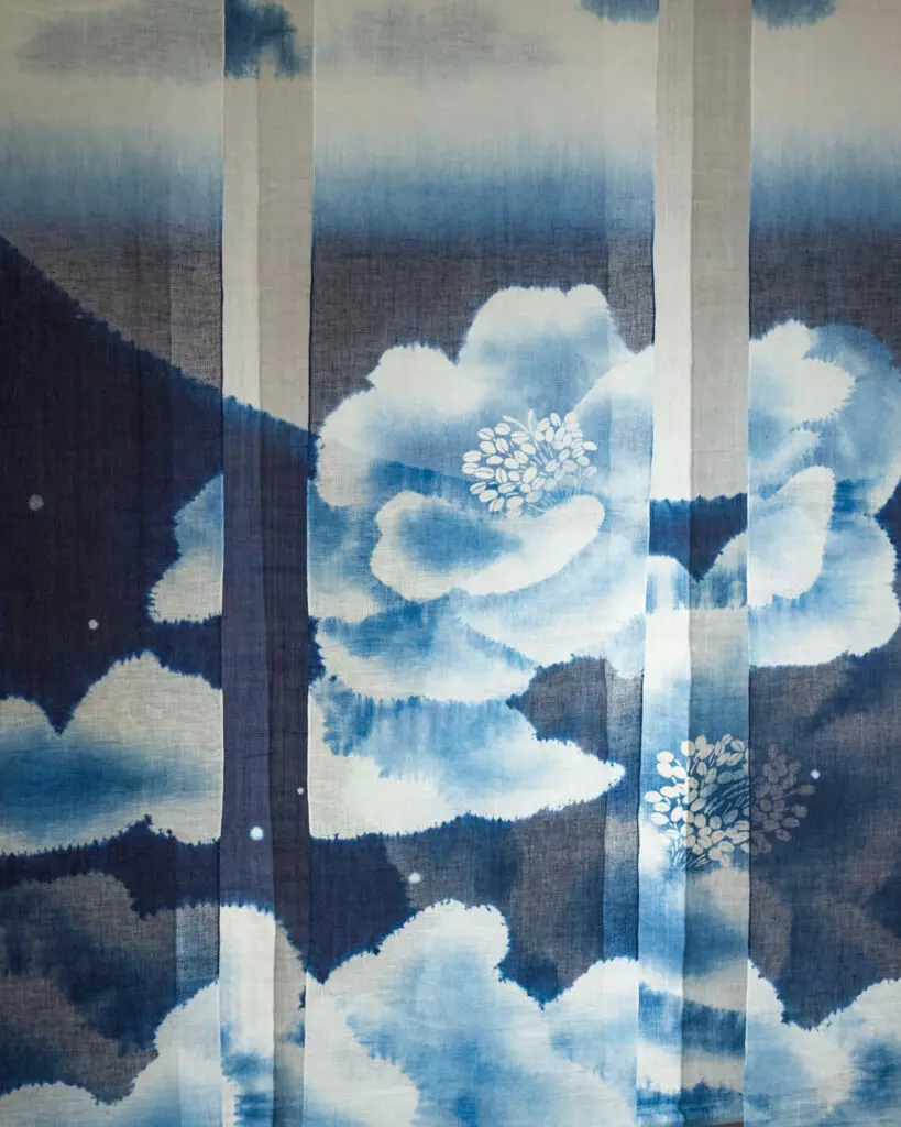 Norens Tapestry “Invitation from the Wind” | Dyeing | Kogei Art KYOTO