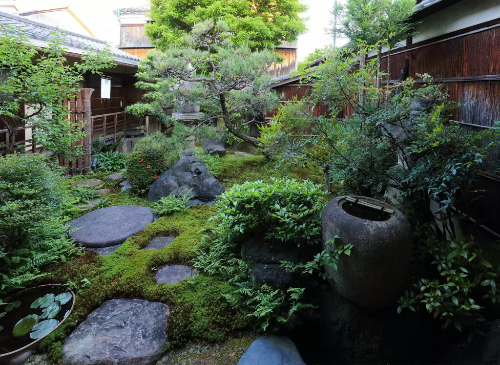 teahouse garden