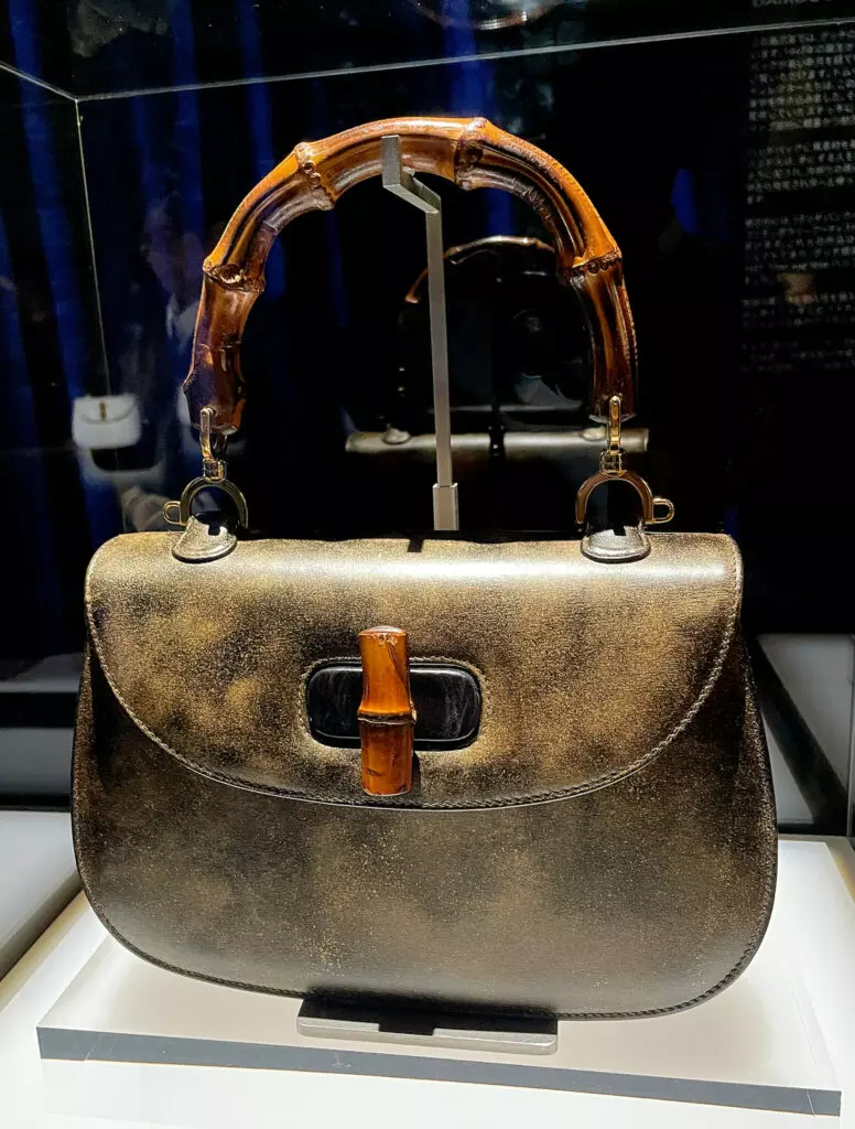 Collaboration between Gucci Bamboo leather bag and lacquerer Aoi Tokeshi