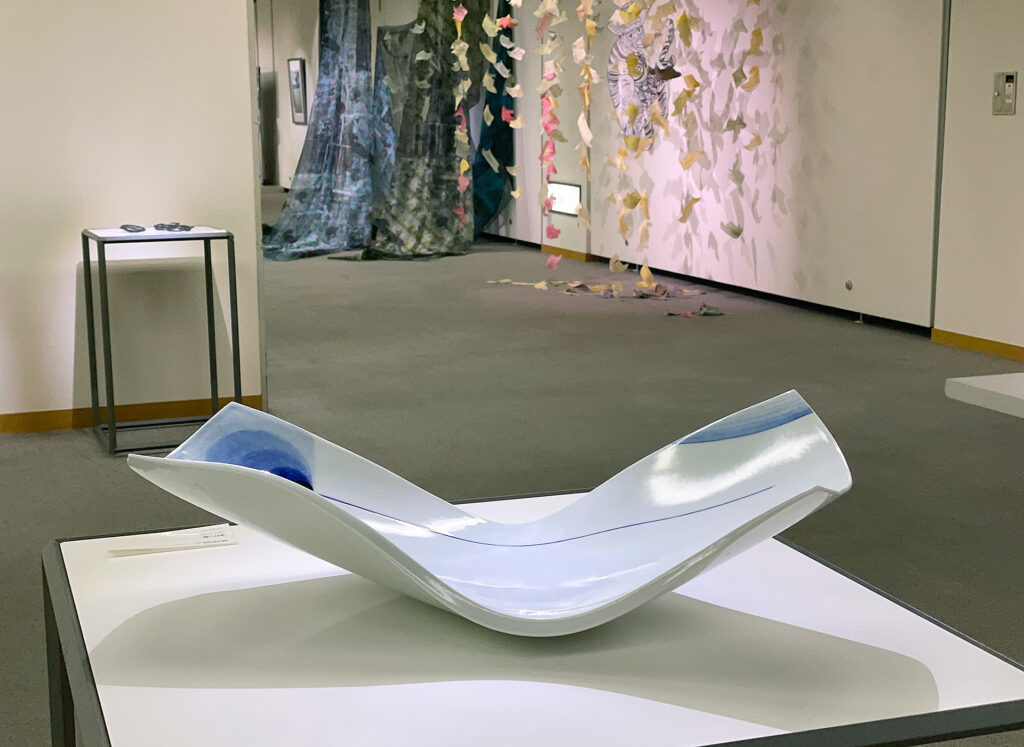 "Waving Plate" Ryozo SHIBATA