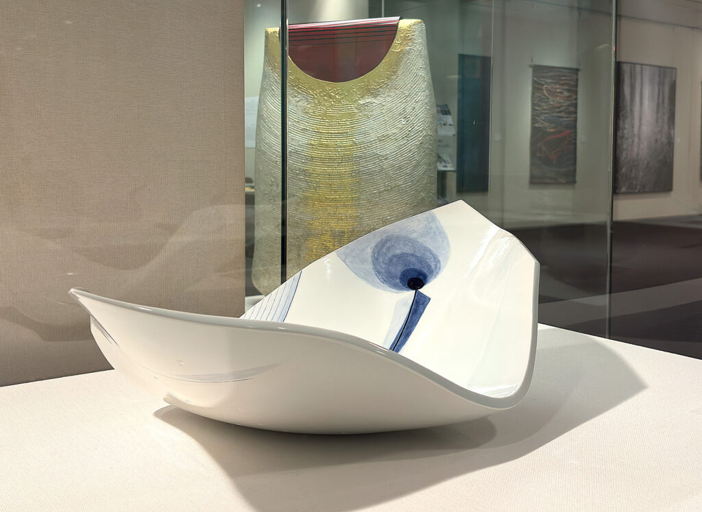 Ryozo Shibata "WAVING PLATE"