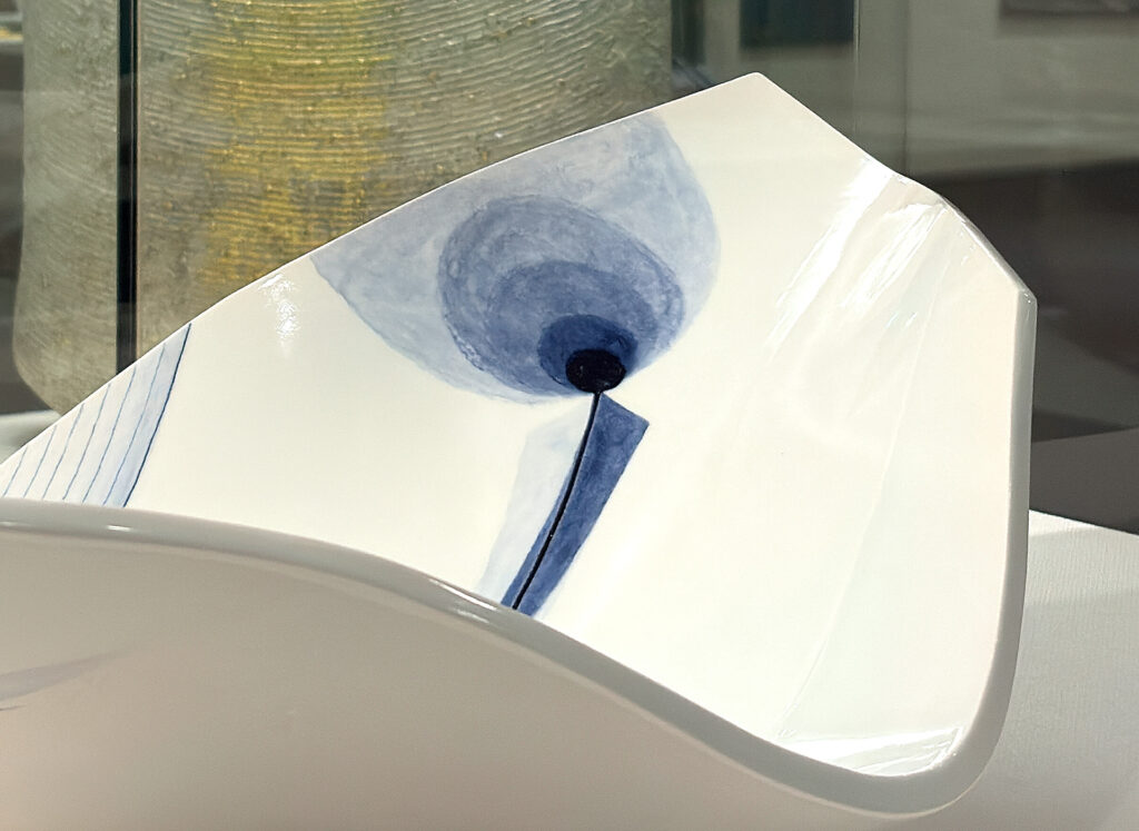 Ryozo Shibata "WAVING PLATE"