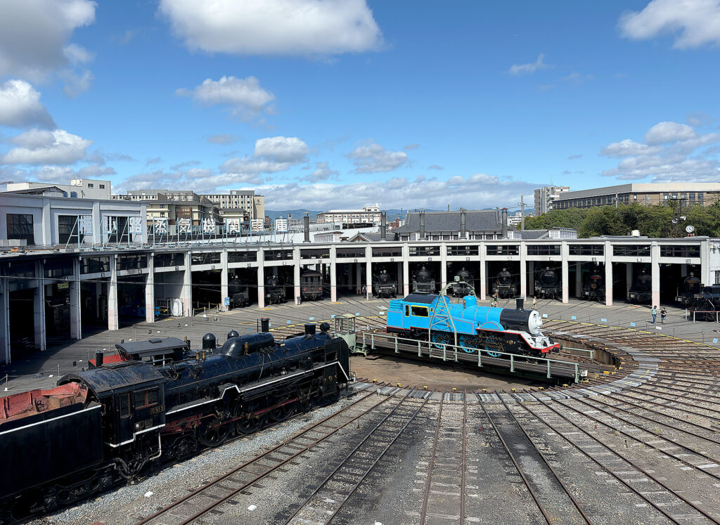 Roundhouse and turntable,Full View